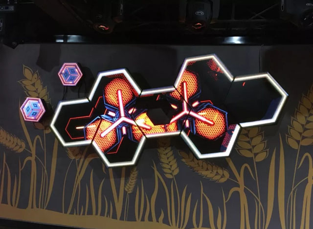 ЩLEDʾ߿Ʒʽ˽